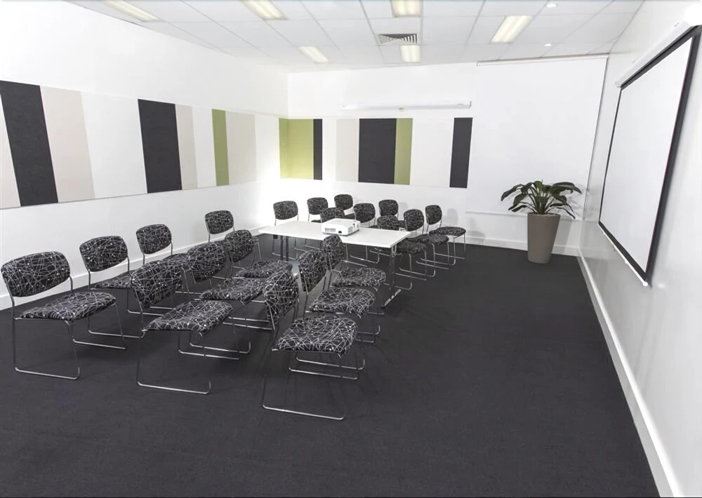 Broadbeach on the Park - We Accommodate