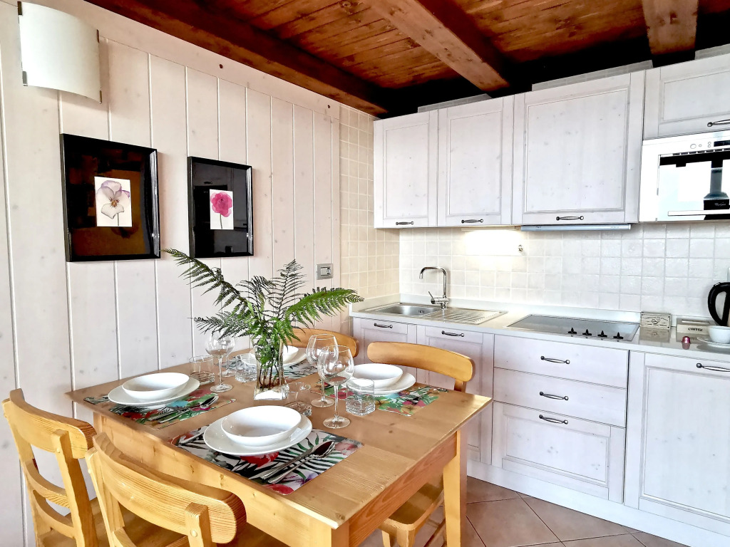 Luxury Cottage by Design Studio