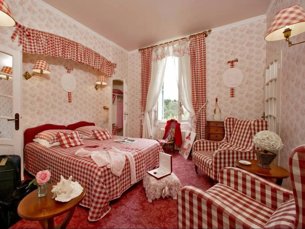Logis Hôtel Hostellerie Saint-Jacques