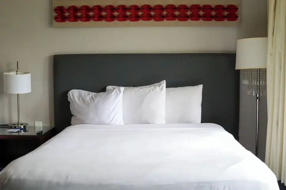 Illini Inn & Suites
