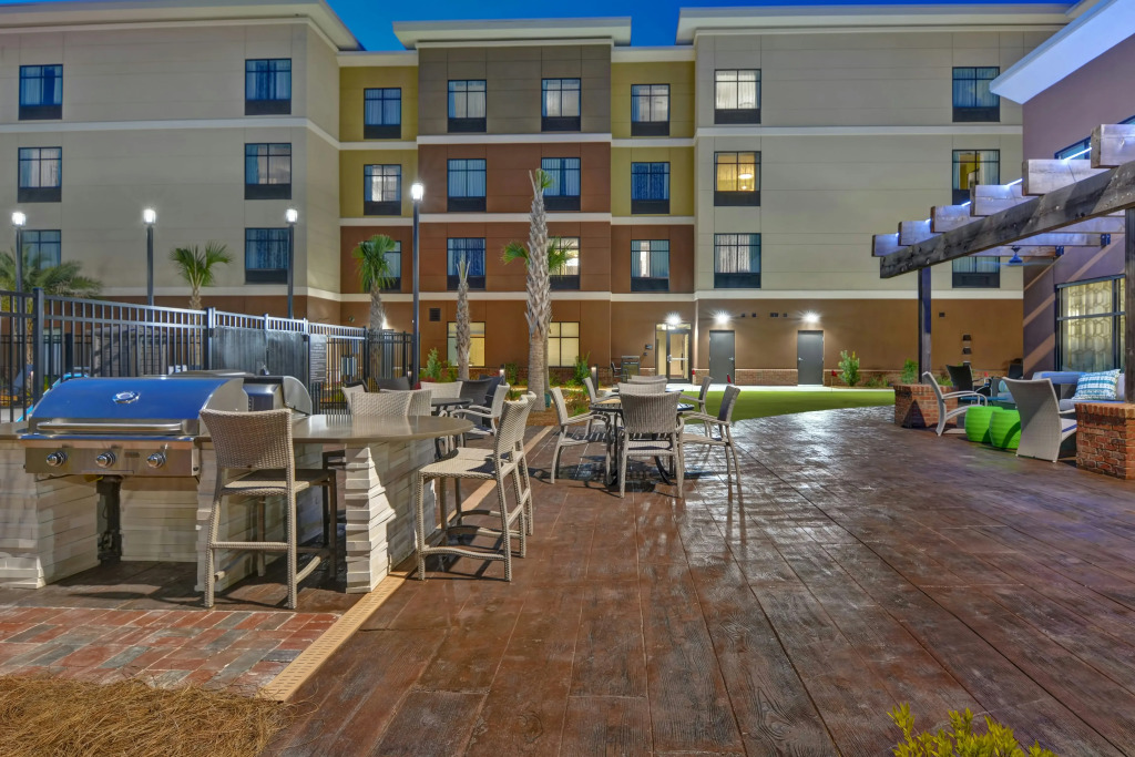 Homewood Suites by Hilton Savannah-North/Airport