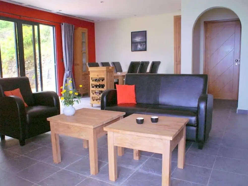 Comfortable Holiday Home, all on one Level and With a Beautiful View
