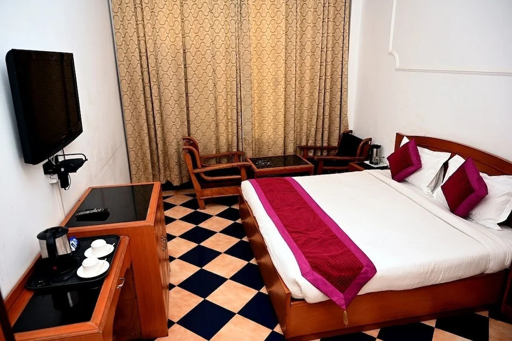 Hotel Hemkunth