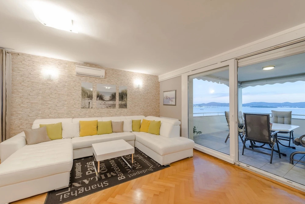 Apartment Topaz