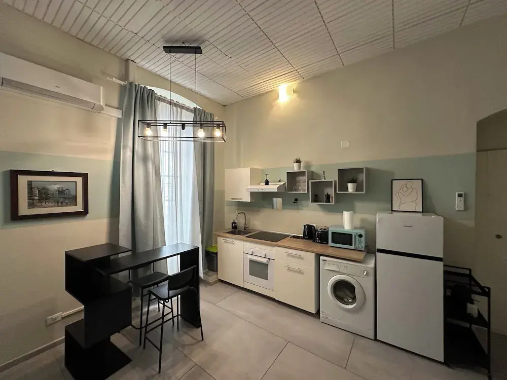 Station Apartment East