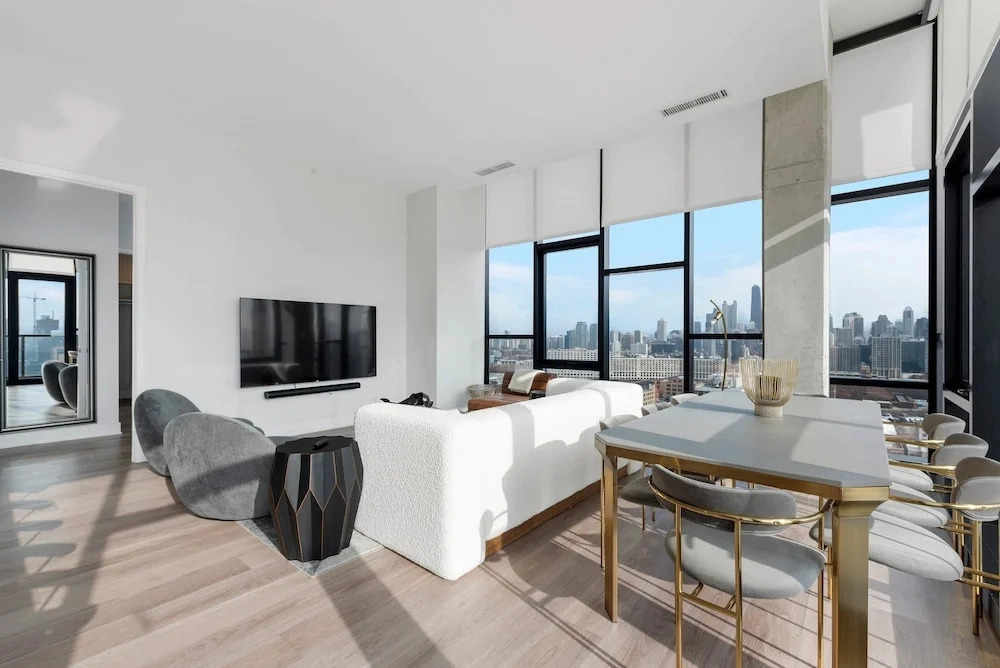 River West 2 Penthouses Skyline Group Comfort