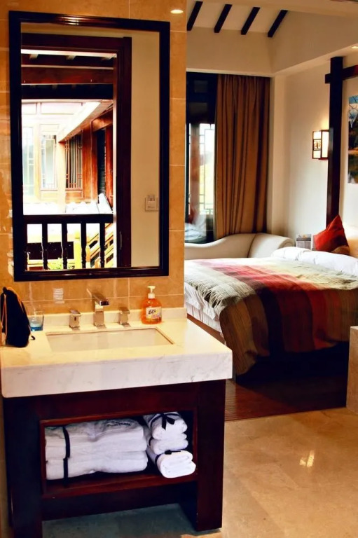 Lijiang Yongli Five Yard