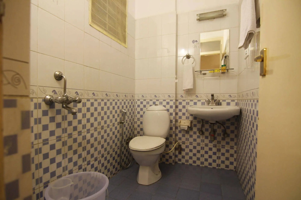 FabHotel Maruthi Domlur