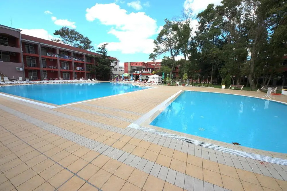 Menada Zornitsa Apartments
