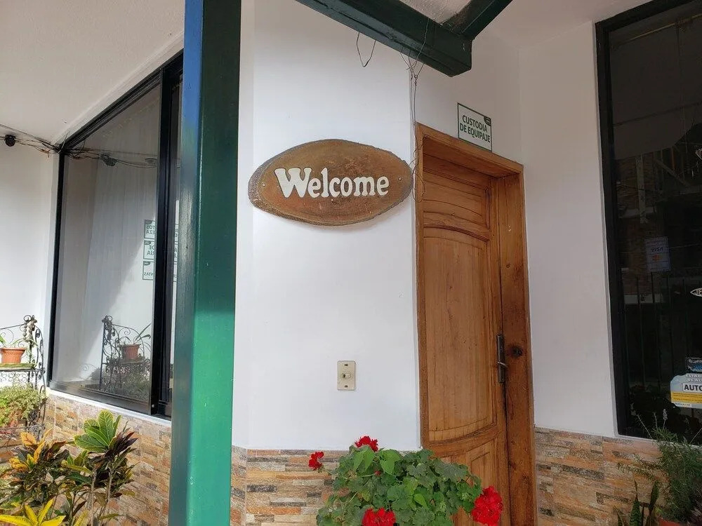 Hostal Monte Real