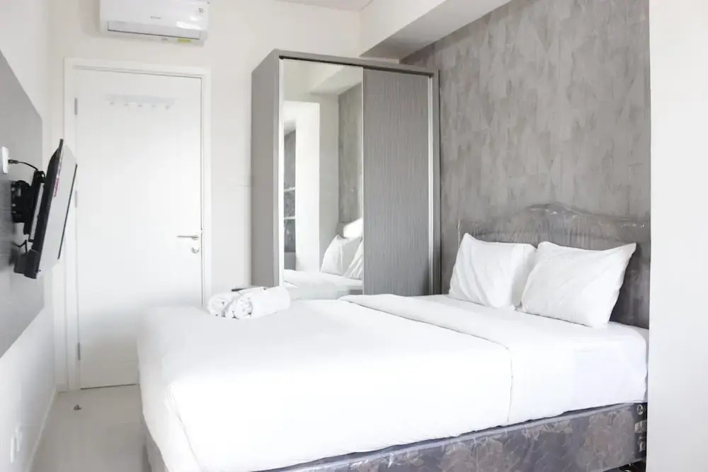 Simply 2BR without Living Room Apartment at Parahyangan Residence