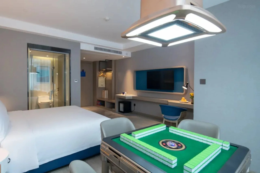 kyriad marvelous hotel
