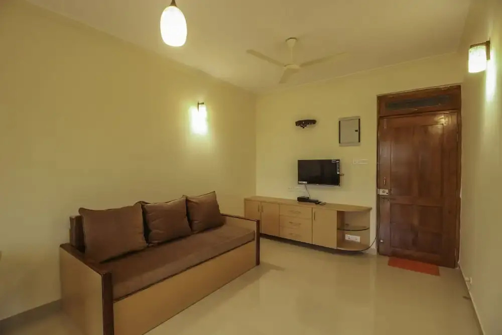 OYO 10301 Home 1BHK Benaulim Beach