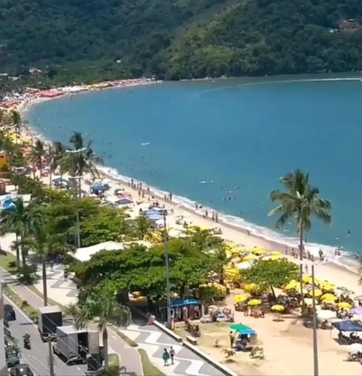 Apto BoraMar Martim de Sá Piscina Wi-Fi Churrasqueira 400 mts da praia