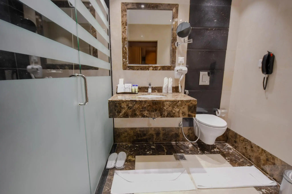 Rosemond Al Hamra