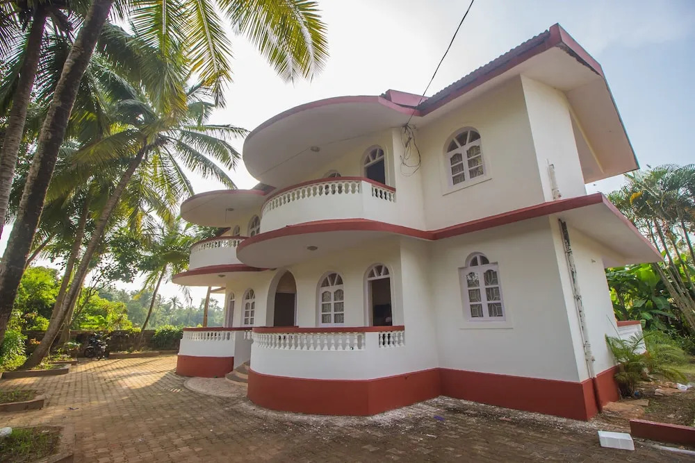 OYO 19652 Home Graceful 1BHK Near Varca Beach
