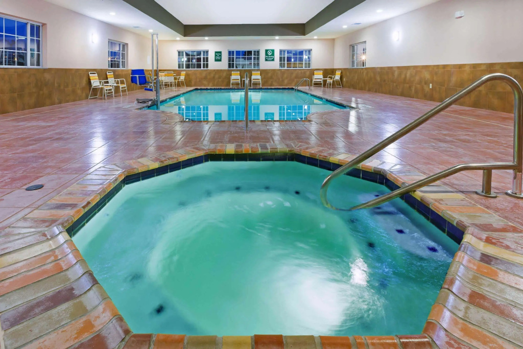 La Quinta by Wyndham Floresville