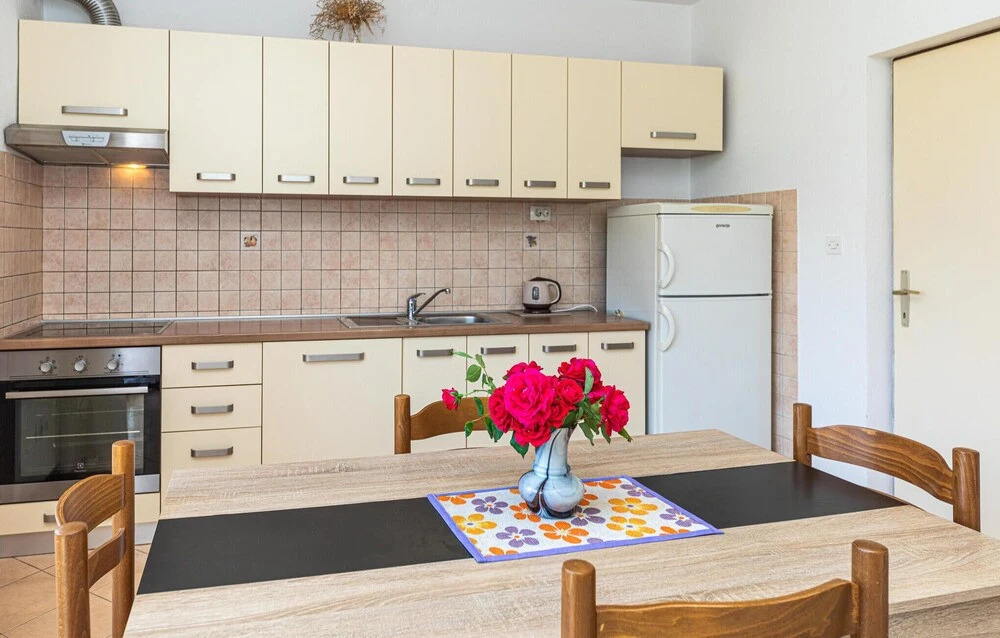 Nice Apartment in Trogir With Wifi and 2 Bedrooms