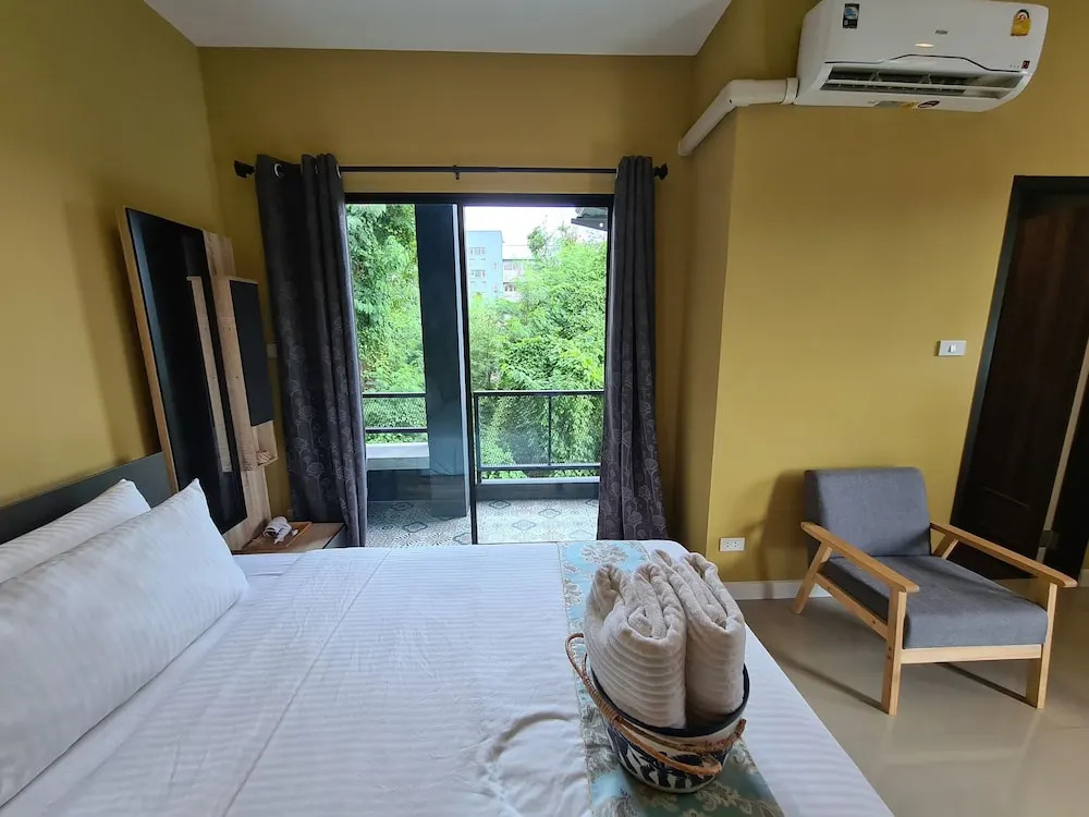 The Lantern Suites