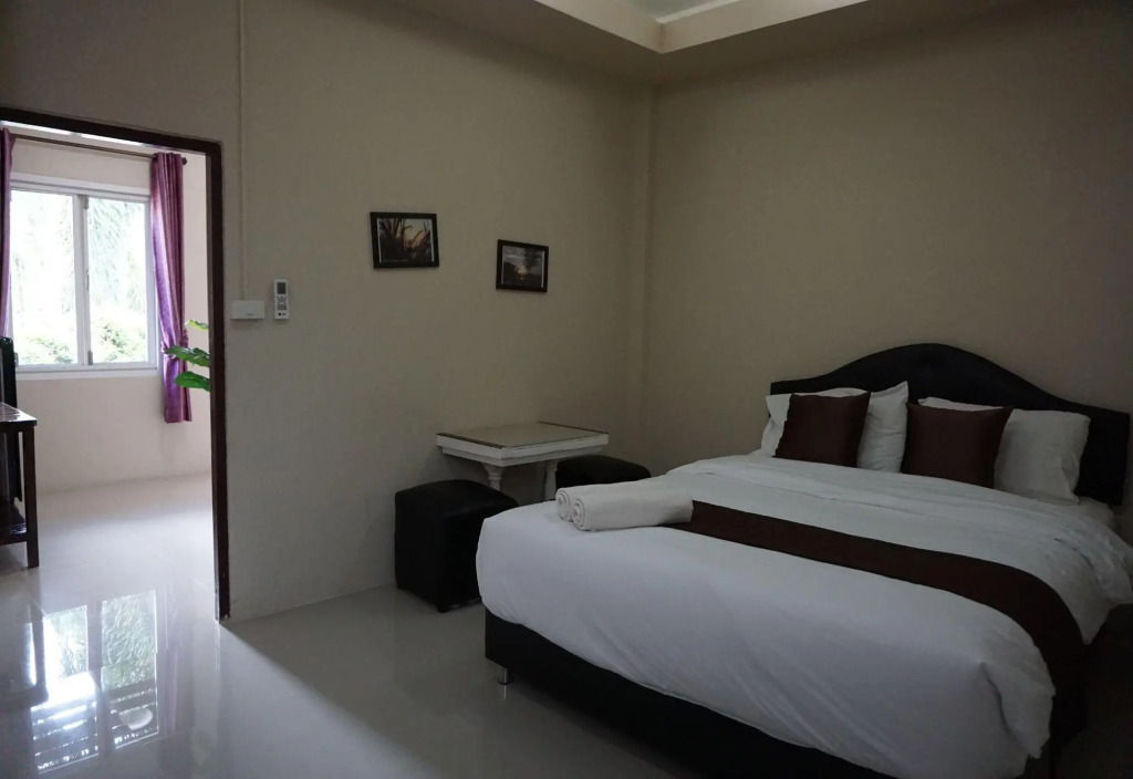 Monmai resort