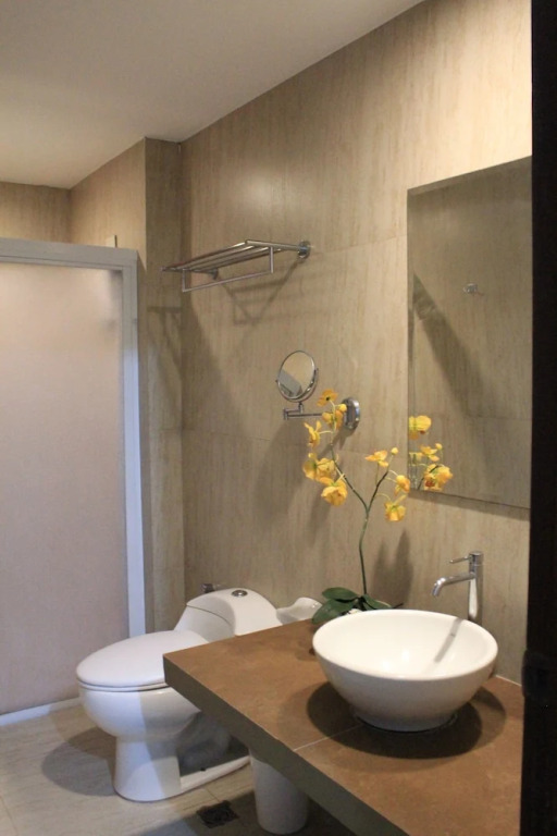 Laiya White Cove Beach Resort