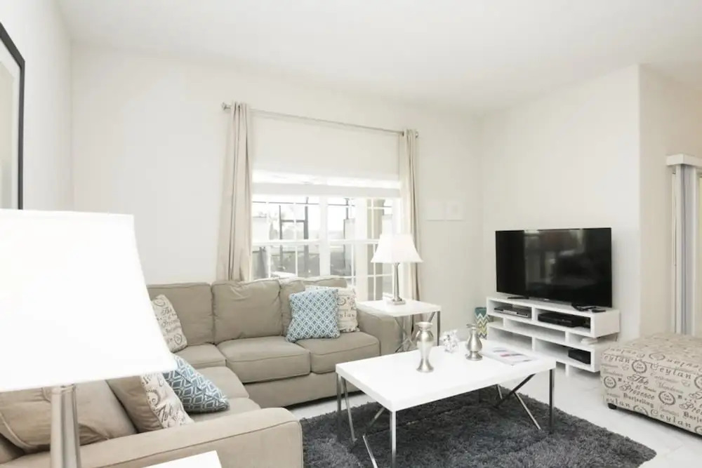 Storey Lake 4807