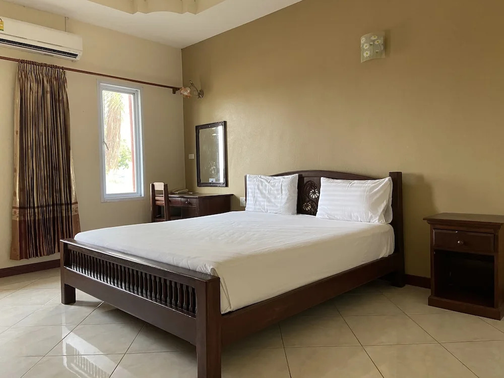 Prakaithong Hotel Phang Khon