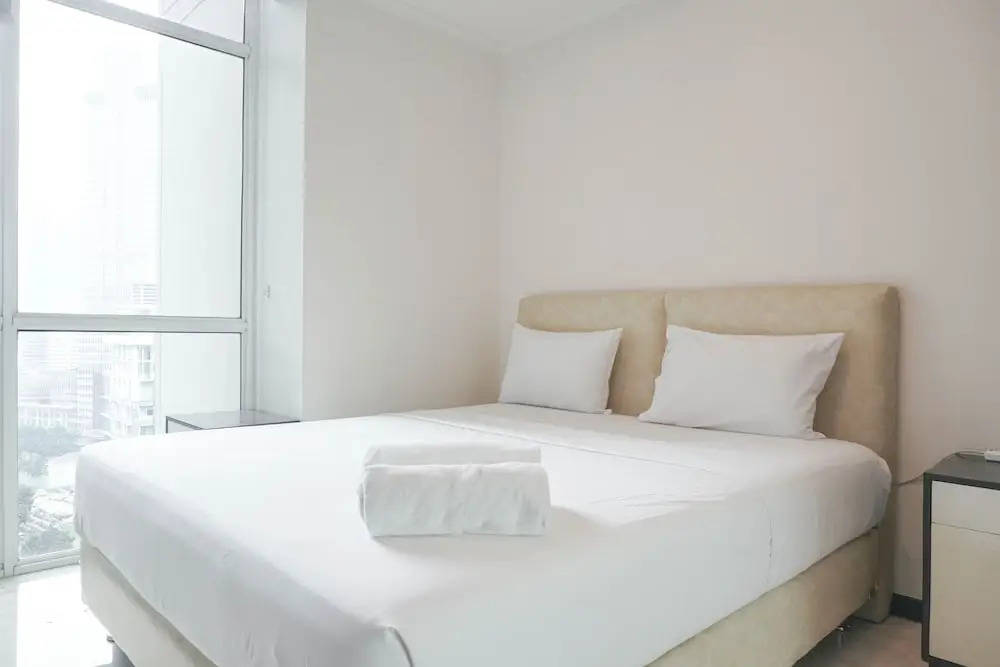 Comfort And Minimalist 3Br Apartment At Bellagio Residence