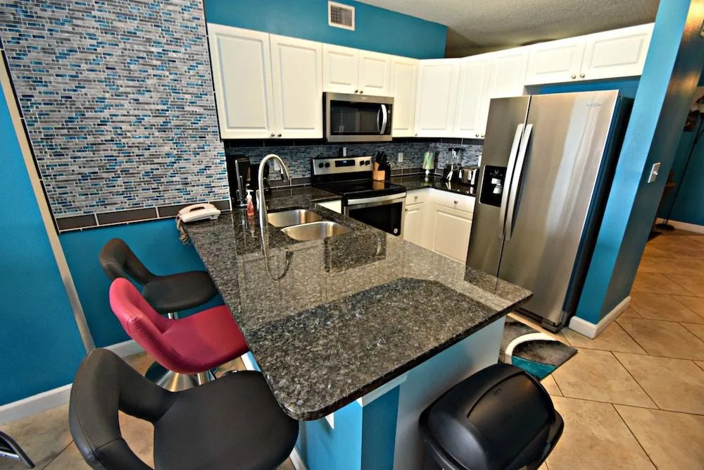 Legacy 302 by RedAwning