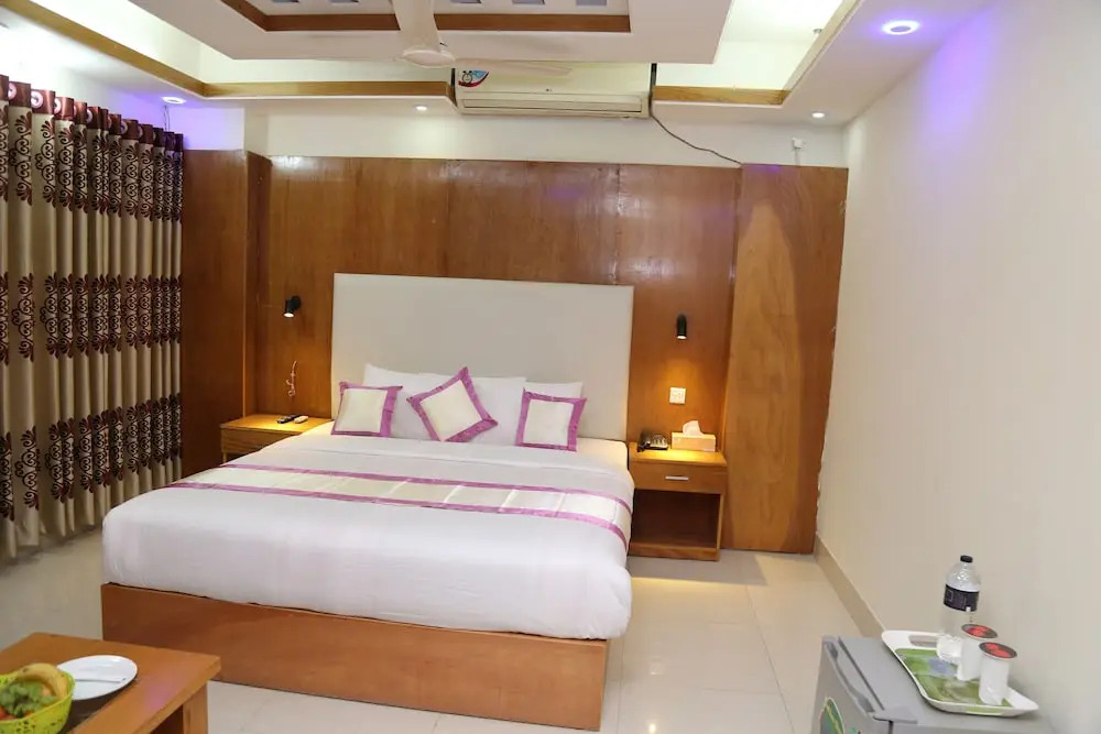 Platinum Hotel & Residence