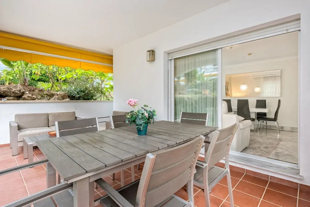 Dama de Noche - 4BR Garden Apartment in Puerto Banus