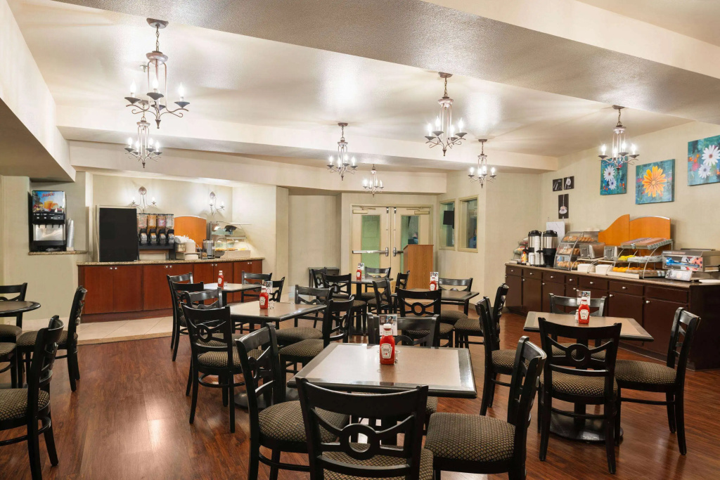 Hotel Marguerite South Anaheim - Garden Grove, Trademark Collection by Wyndham