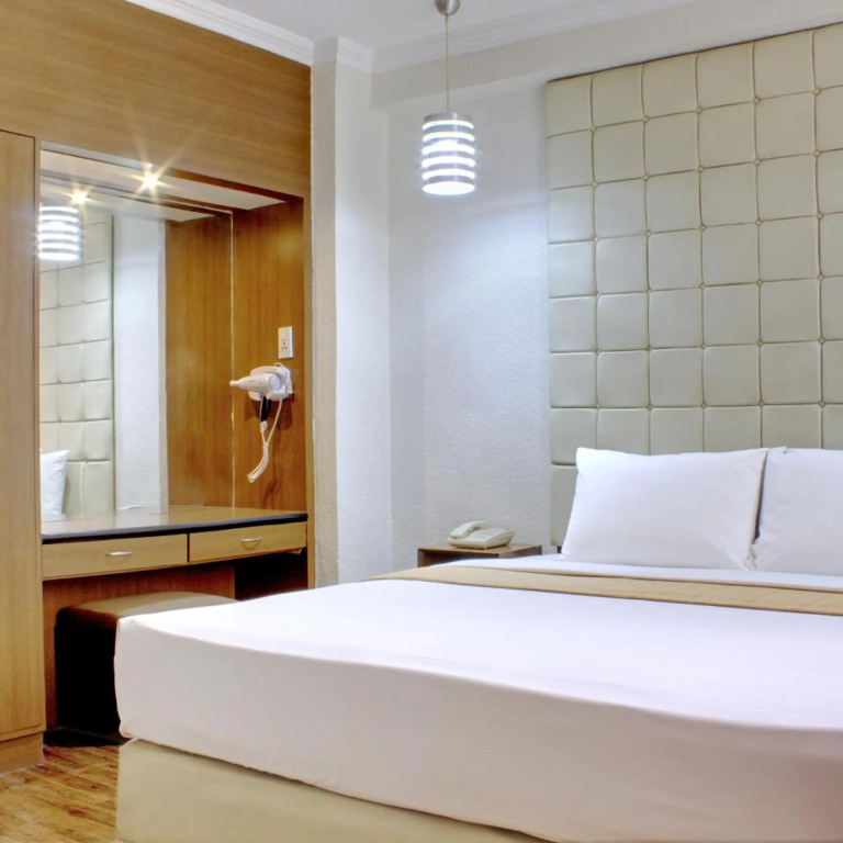 Rothman Hotel