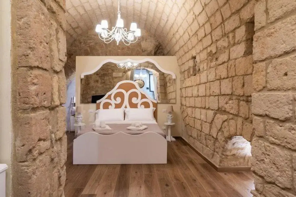 Saint Michel Room by Wonderful Italy