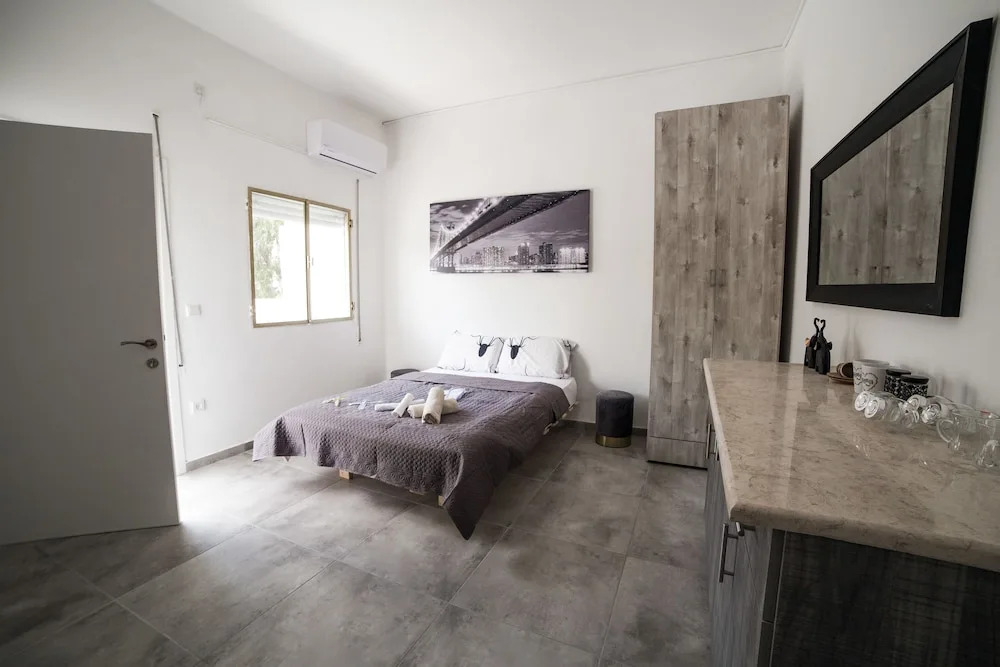Rooms at R&A apartment