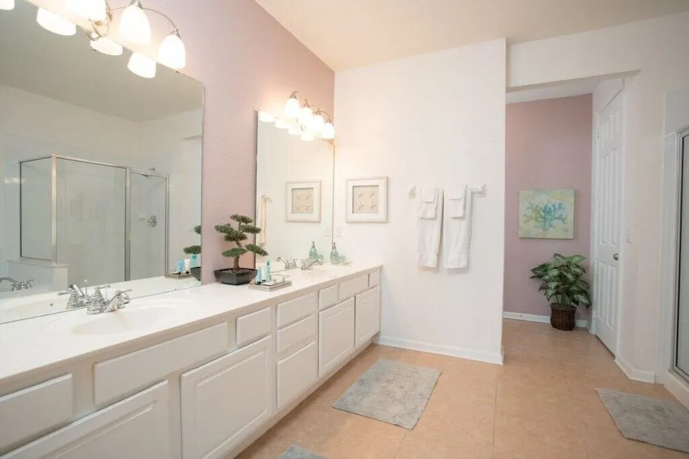 Casa Viva New Vista Cay 3 Bedroom Condo by Redawning