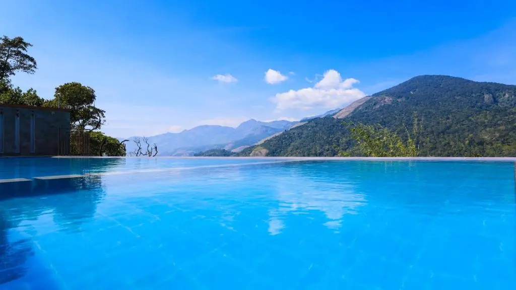 Shola Crown Resort - Munnar