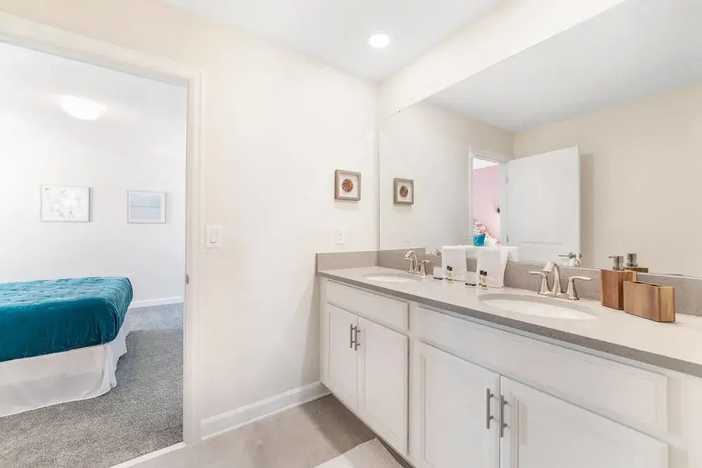Magnificent Home With Game Room and Private Pool Near Disney