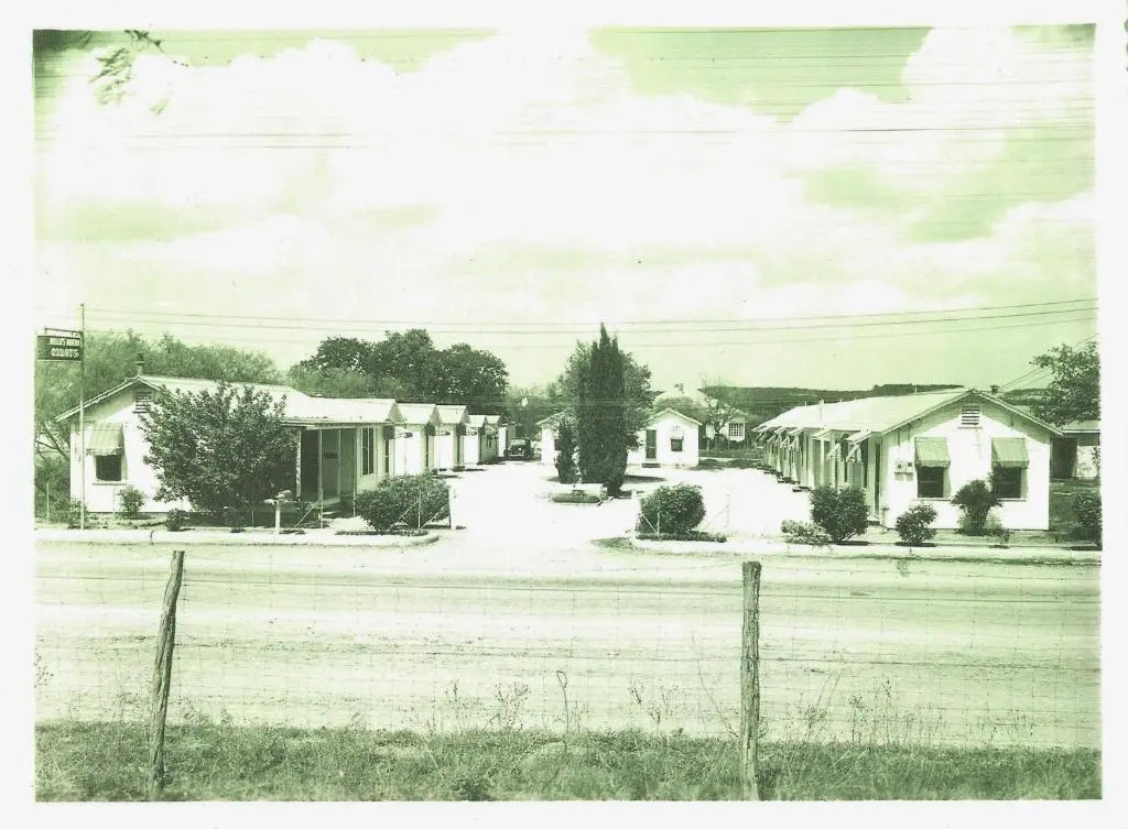 Hotel Kitsmiller on Main