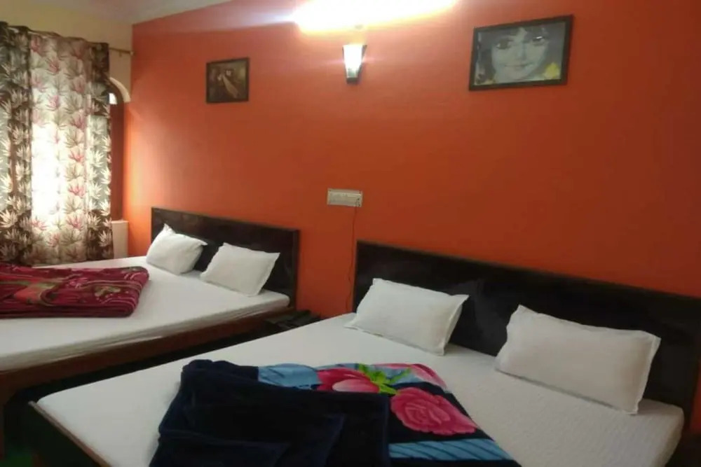 Hotel महिमा रेसॉर्ट