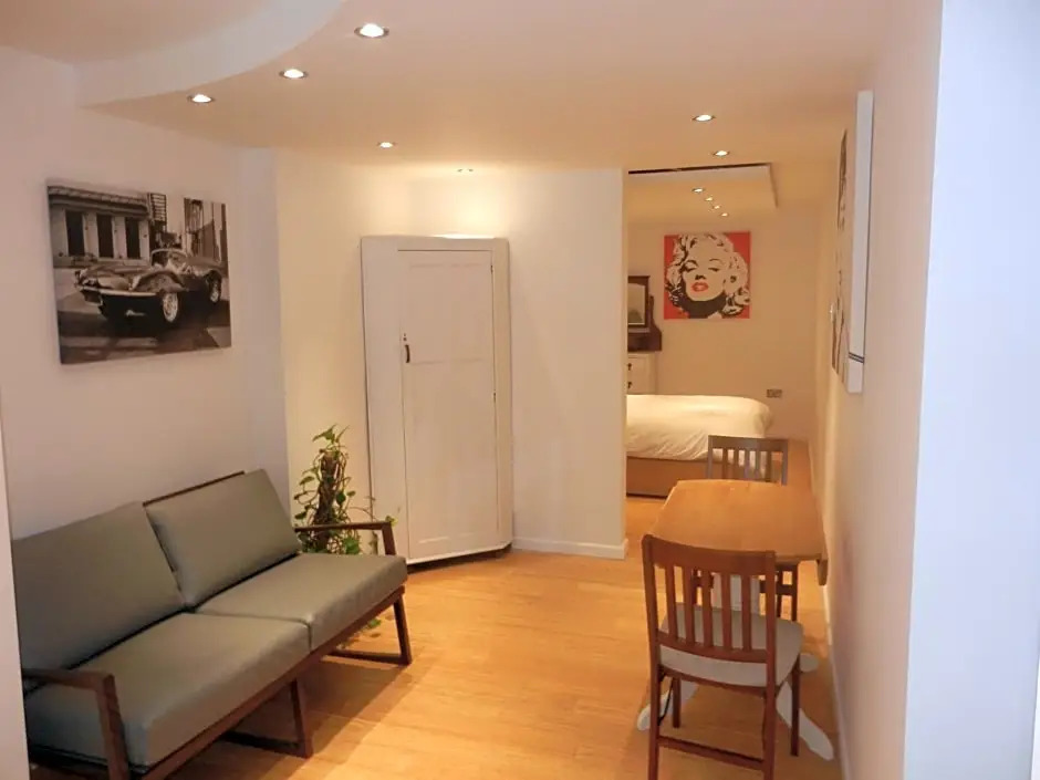 Boynton Hill B&B
