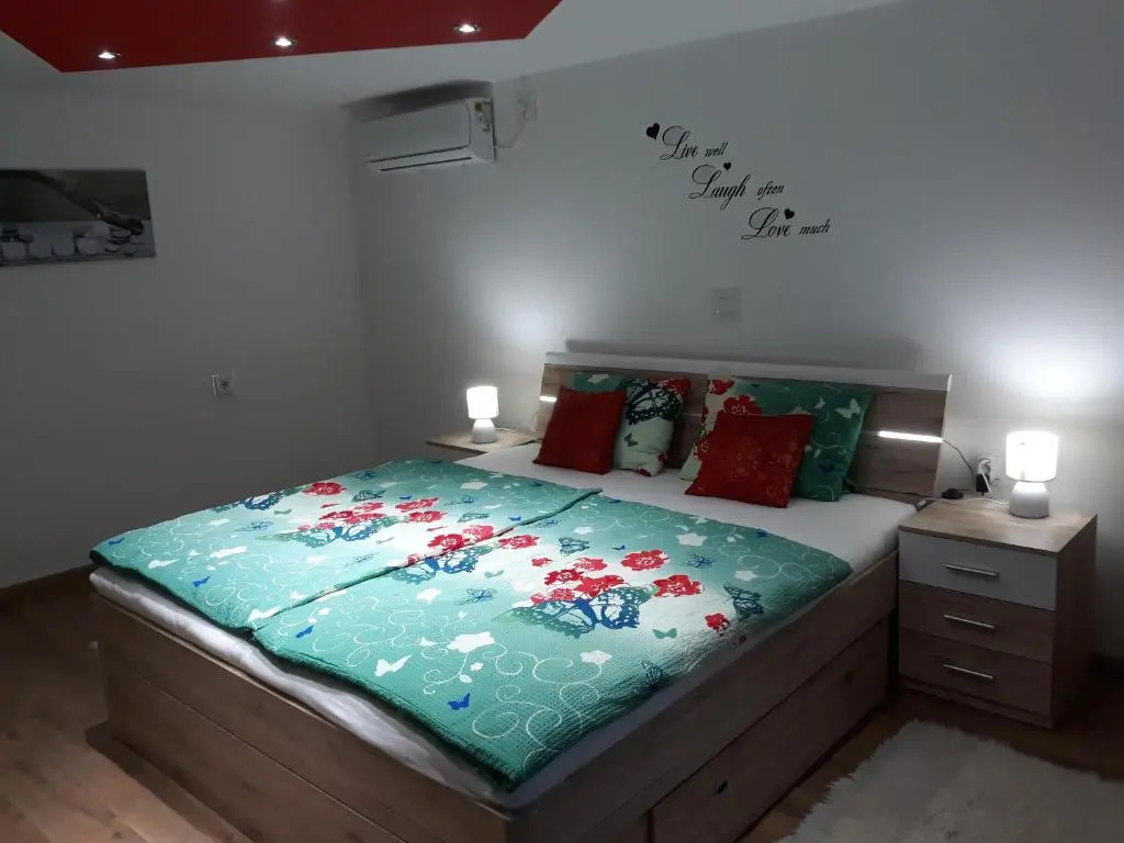 Apartmani Anna