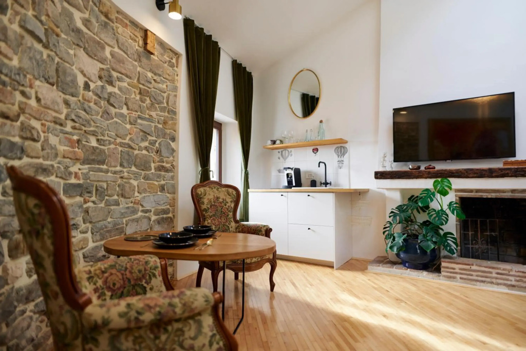 MM Apartments