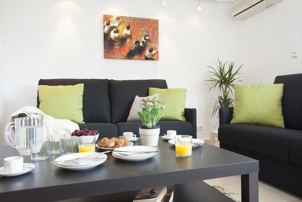 SingularStays Candela V