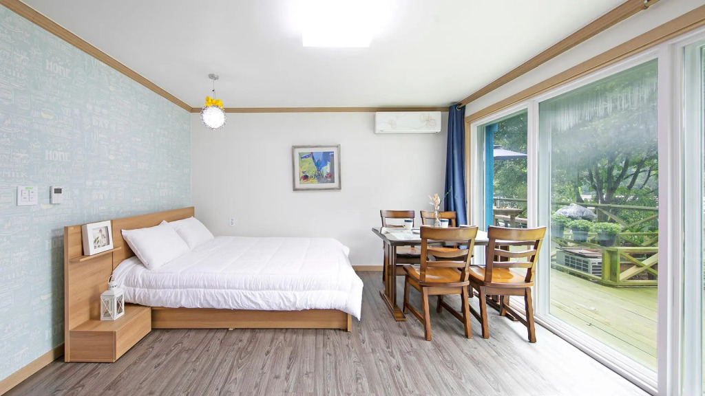 Hongcheon Gugotegamyun Pension