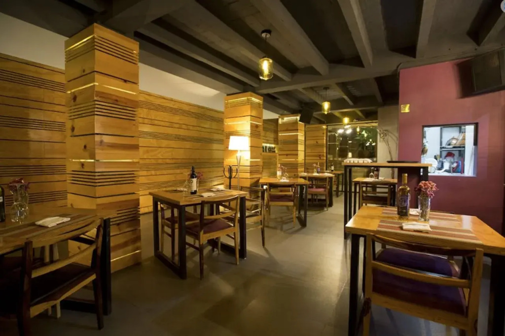 Hotel Helverica