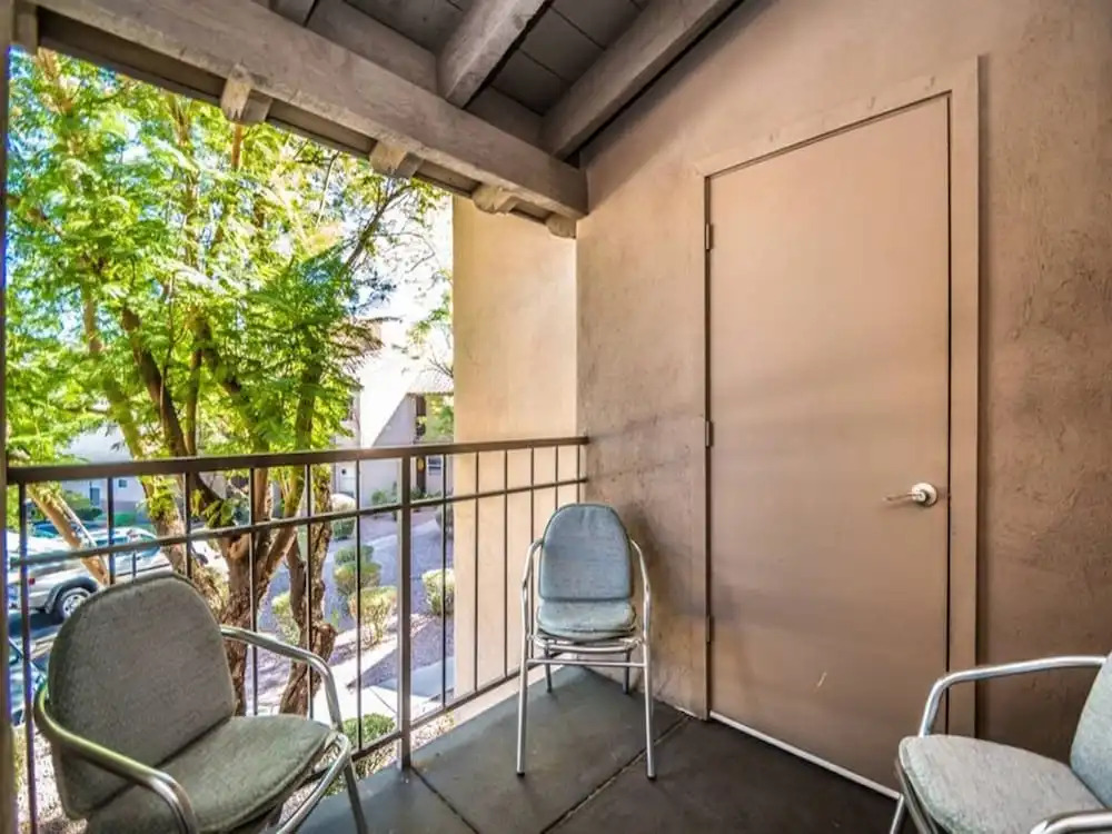 Great North Scottsdale Condo!