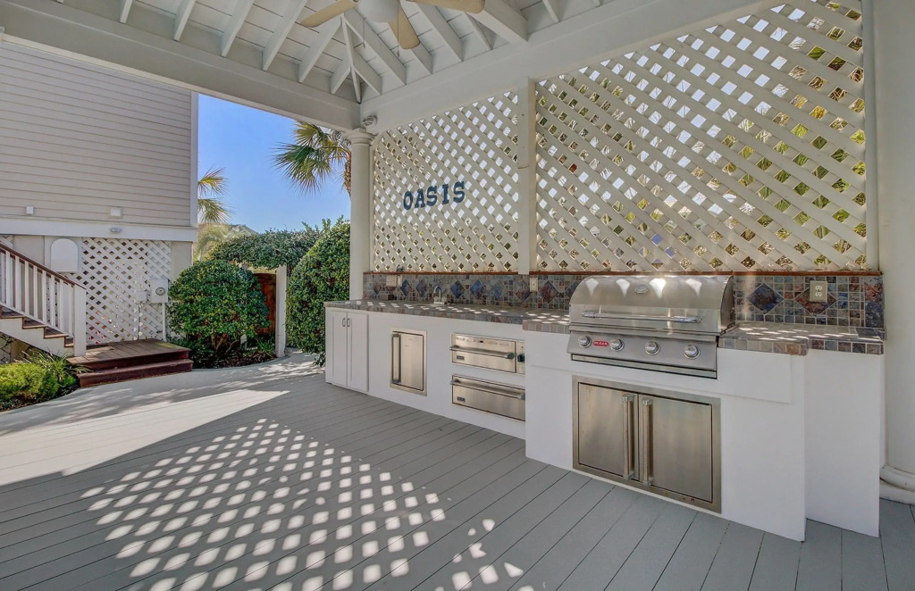 3001 Palm Boulevard by Avantstay Across From Beach & Ocean Views!