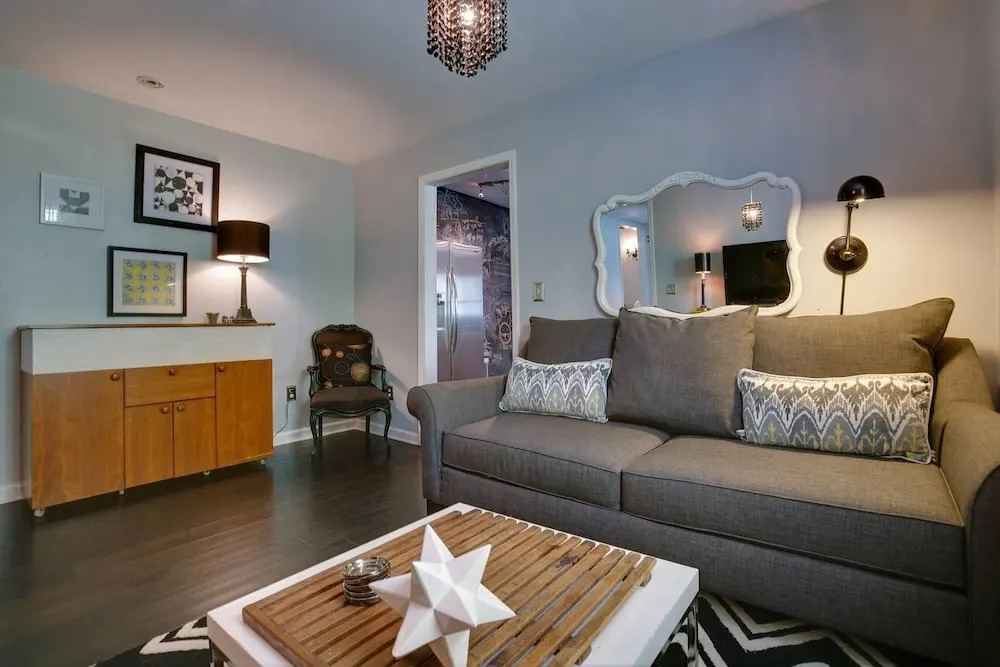Germantown 3br/2ba Near Downtown by Domio