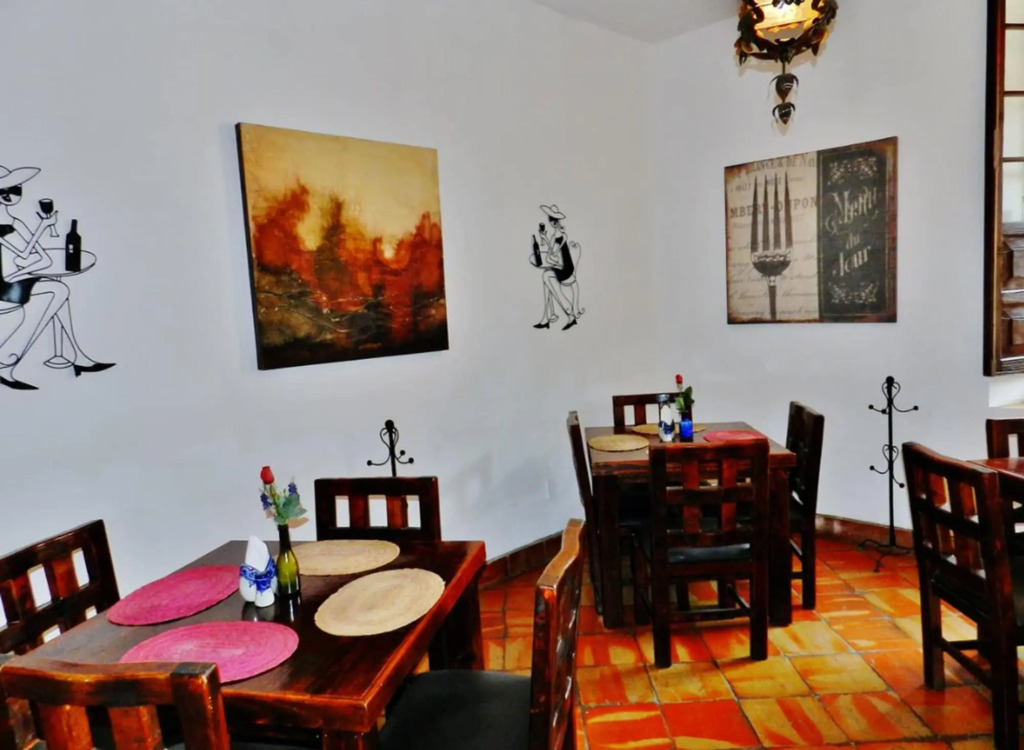 Hotel Rosa Morada